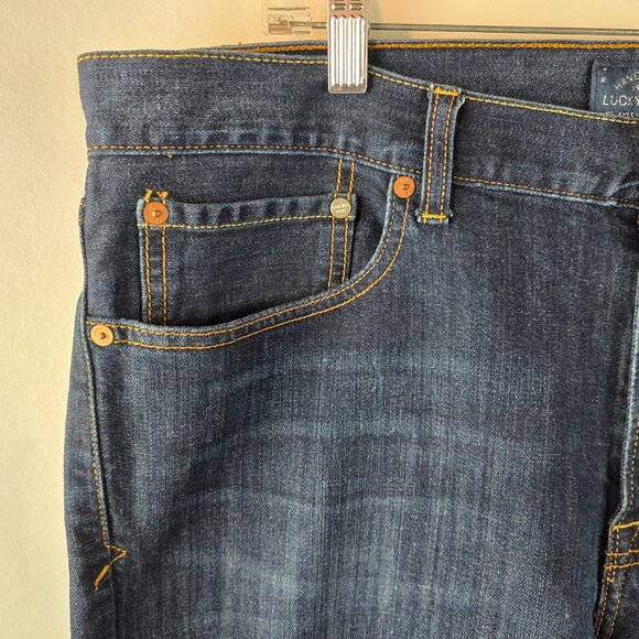 Lucky Brand Jeans Mens 38x32 Blue Denim 121 Slim Dark Wash Casual Normcore - Picture 4 of 9